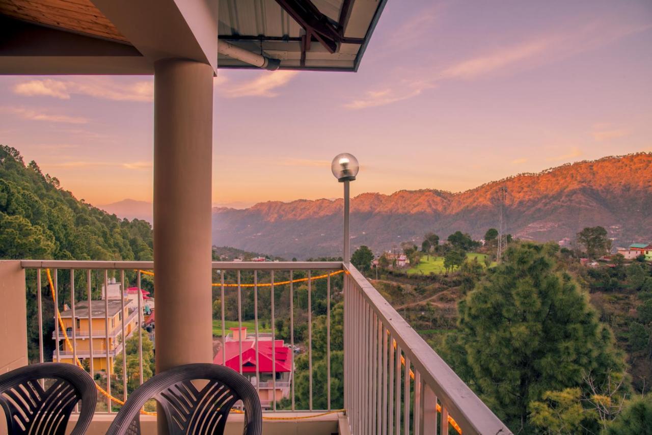 Terrace Retreat Bed and Breakfast Kasauli Εξωτερικό φωτογραφία