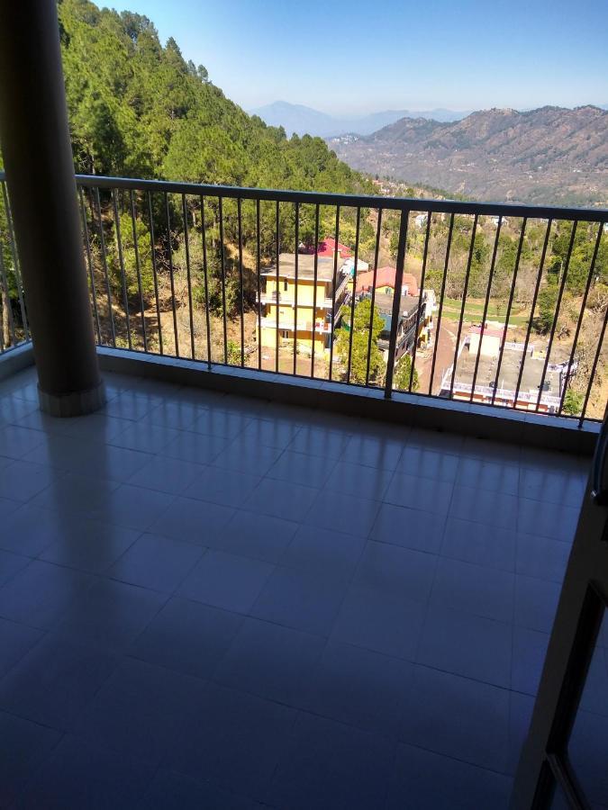 Terrace Retreat Bed and Breakfast Kasauli Εξωτερικό φωτογραφία
